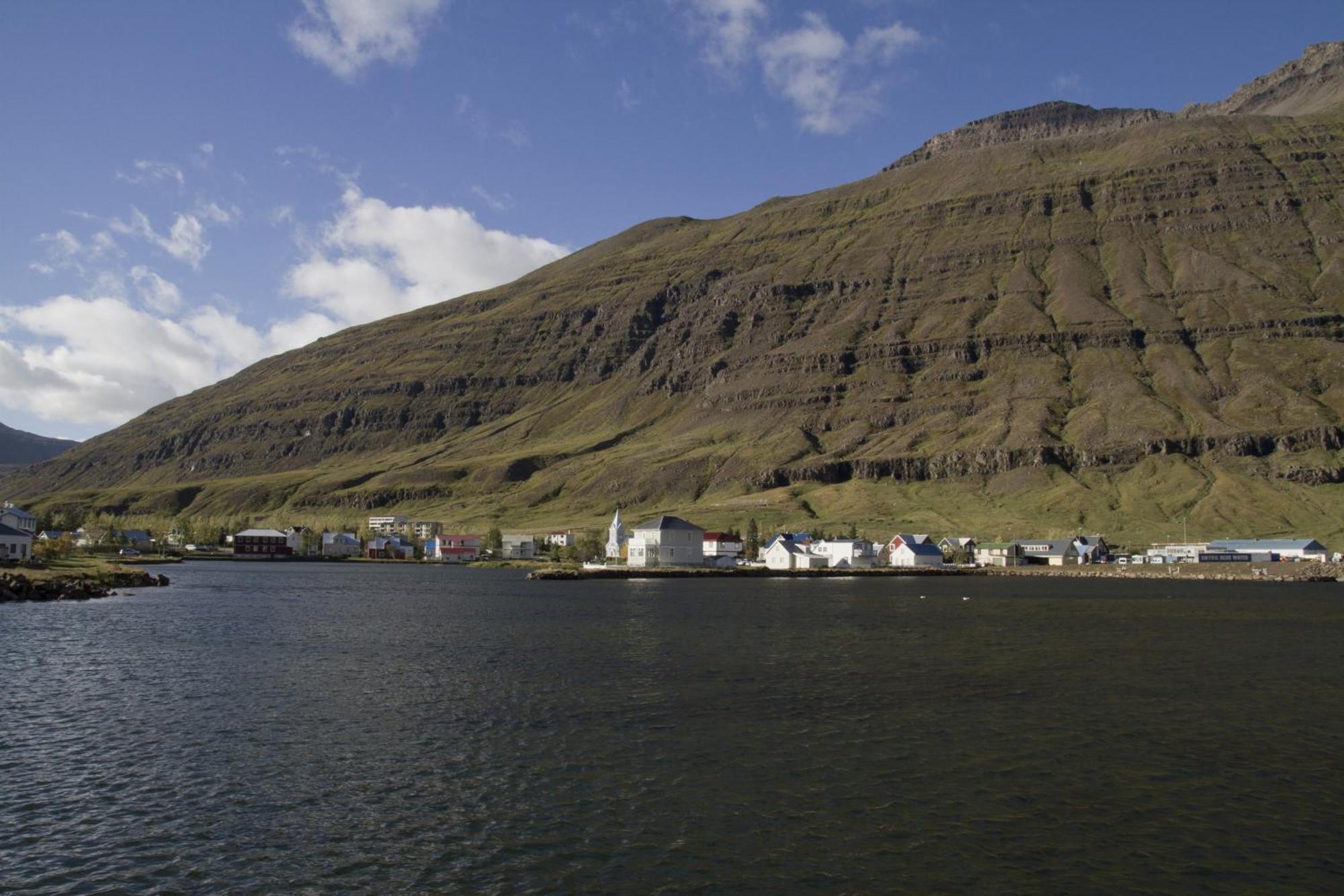 Lónsleira Apartments Seythisfjorthur Quarto foto